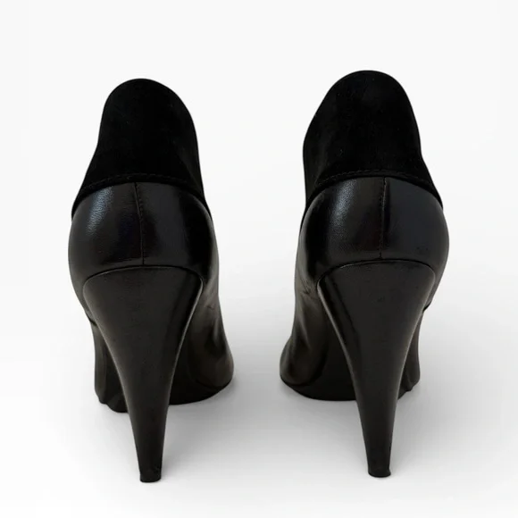 Coach Black Leather Ankle Bootie Heels Size 8.5B - Picture 4 of 16